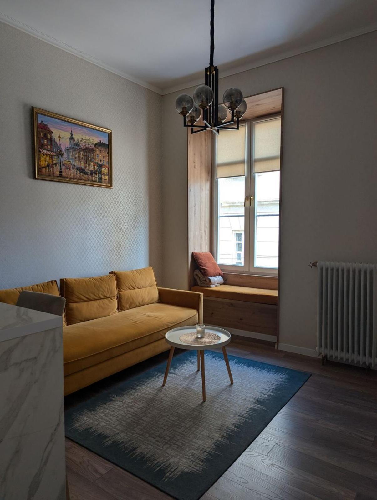 V.I.P Apartments Dominikanos Leopoli Esterno foto